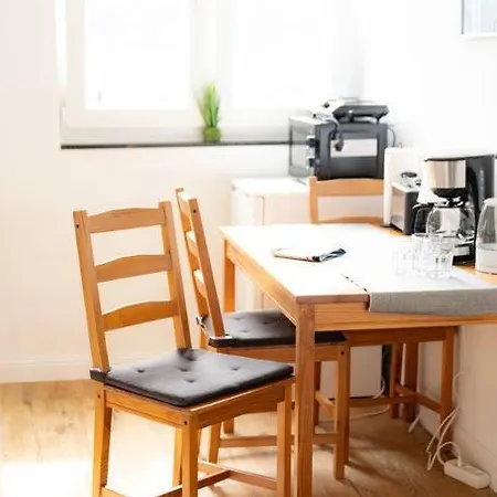 아파트 - Sea Center & Parking Spaces & Kingsize Bett - Central Station Hbf -