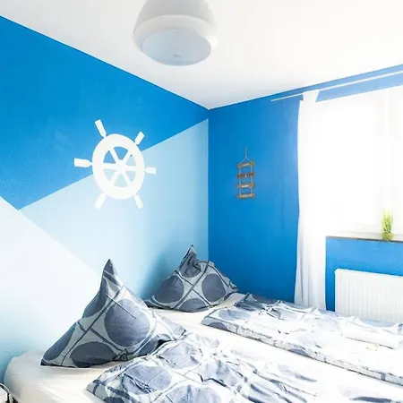 Appartement - Sea Center & Parking Spaces & Kingsize Bett - Central Station Hbf -