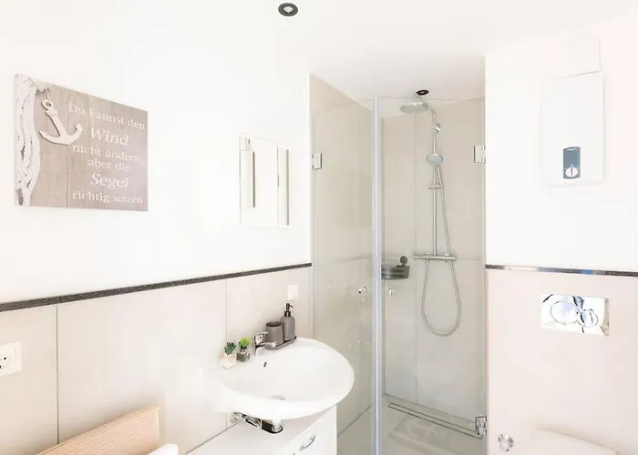 Lejlighed - Sea Center & Parking Spaces & Kingsize Bett - Central Station Hbf - *